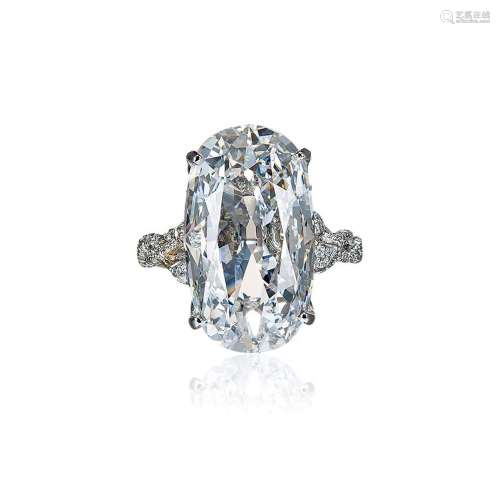 卡地亚设计 10.05 克拉 D 色钻石戒指，净度内部无瑕