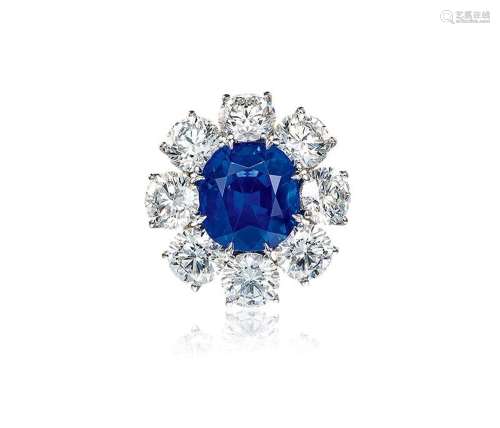 宝格丽设计 6.76 克拉克什米尔「皇家蓝」蓝宝石配钻石戒指，未经加热