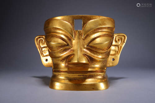 銅鎏金面具