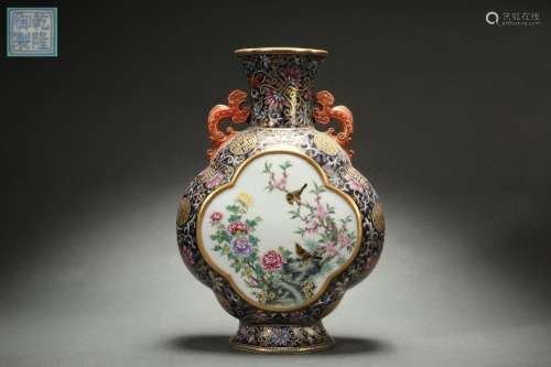 Famille Rose Moon Vase with Flower and Bird Patterns on A De...