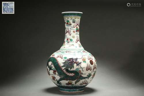 Wucai (Polychrome) Vase with Dragon and Phoenix Design, Qian...