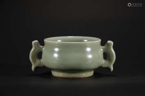 Longquan Kiln Censer with Fish-shaped Handles