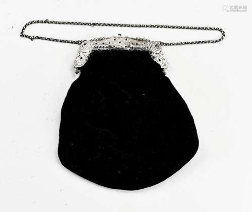 Silver bag with chain