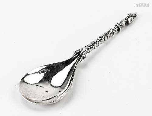 Silver apostle spoon, L 16 cm.
