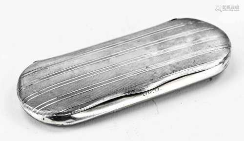 Silver glasses case with lorgnette