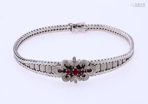 White gold bracelet with diamond