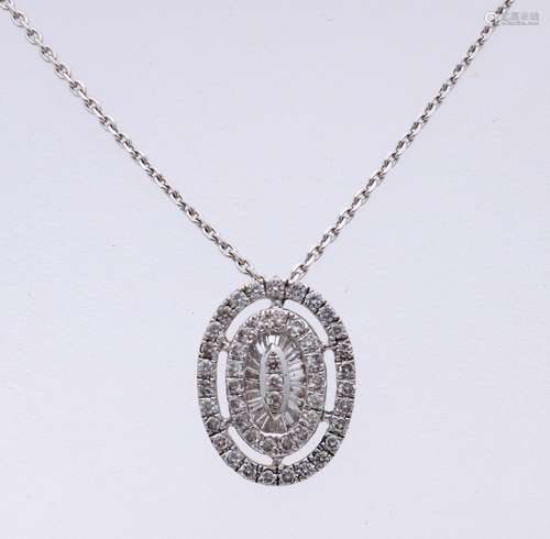 White gold necklace and pendant with diamond