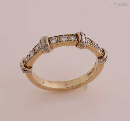 Gold ring with diamond