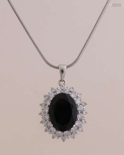 Silver necklace with rose pendant