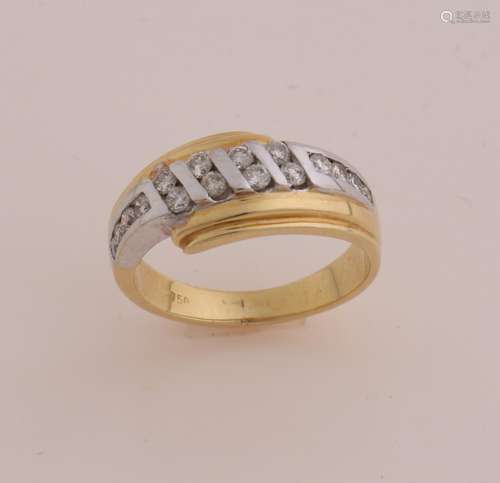 Gold ring with diamond