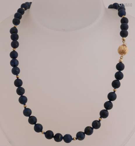 Necklace lapis lazuli, gold lock