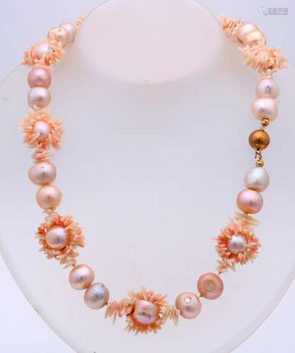 Necklace with pearl & coral