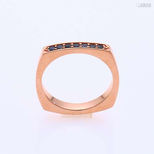 Rose gold ring with black diamonds