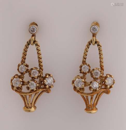 Gold earrings, flower basket