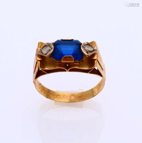 Ring with topaz/diamond