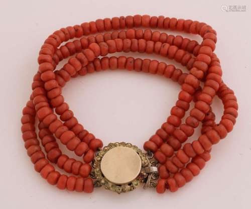 Bracelet with red coral
