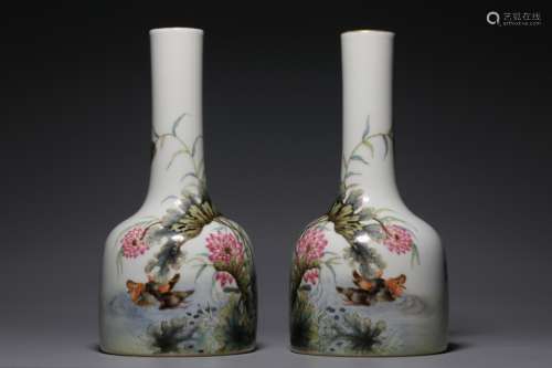 Pair of Chinese Enamel Glazed Porcelain Vase,Mark