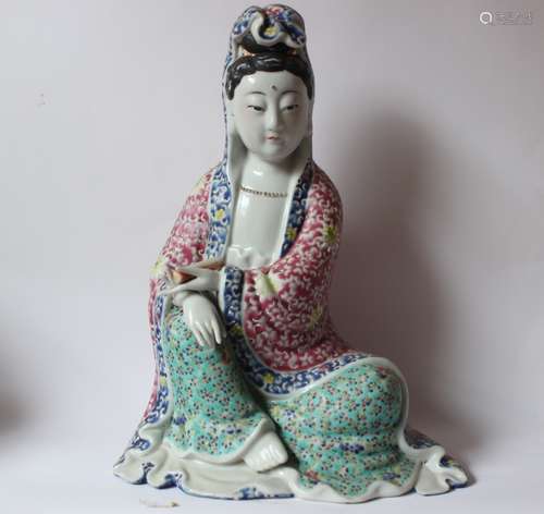 Chinese Famille Rose Porcelain Guanyin