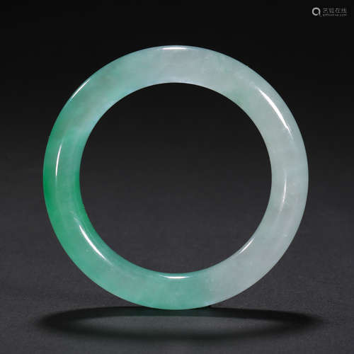 Qing Dynasty of China,Jadeite Bracelet