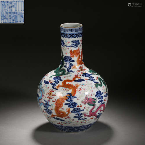 Qing Dynasty of China,Fighting Colors Auspicious Clouds Drag...