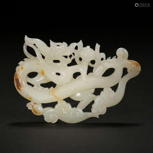 Tang Dynasty of China, Dragon-Shaped Pendant