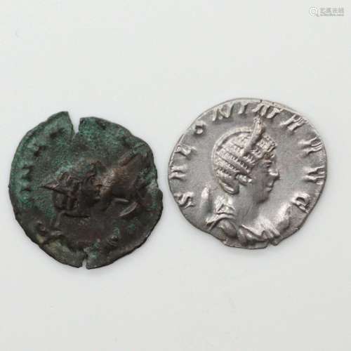 SALONINE (258-260)Lot de deux antoniniensA