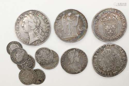 MONNAIES ROYALESLot de 8 monnaies en argent : Ecus : 1647 B