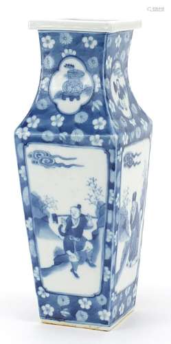 Chinese blue and white porcelain vase hand painted with figu...