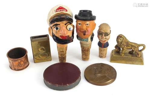 Political interest collectables including a Winston Churchil...