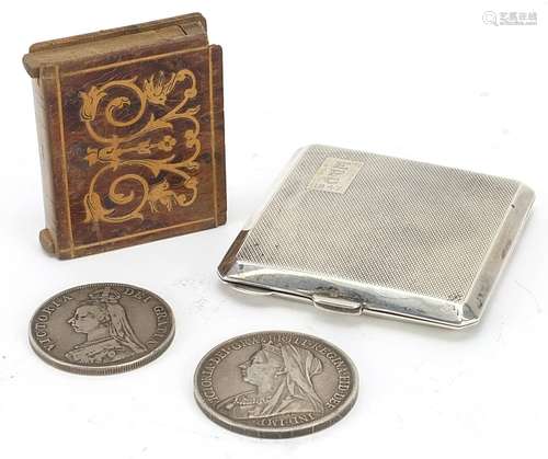 Objects comprising Art Deco style silver compact, Queen Vict...