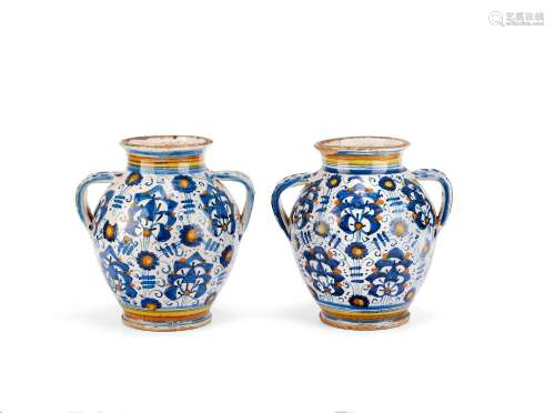 【*】A pair of Montelupo maiolica two-handled jars, end of 16t...