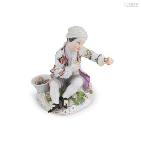 【*】A Meissen figure of a fisher boy, mid 18th century