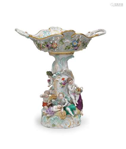 A large Meissen table centrepiece, late 19th century