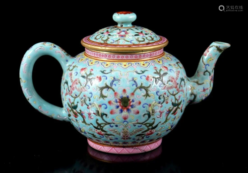 Porcelain Famille Rose teapot