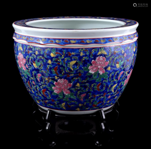 Blue porcelain flower pot