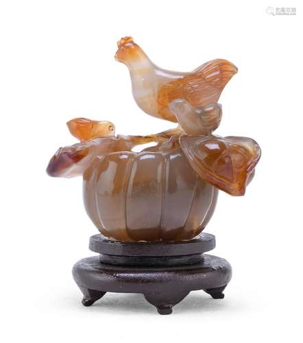 AN AGATE GROUP, CHINA 20TH CENTURY