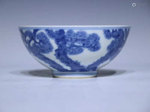 CHINESE BLUE-AND-WHITE BOWL DEPICTING 'PINE TREE',...
