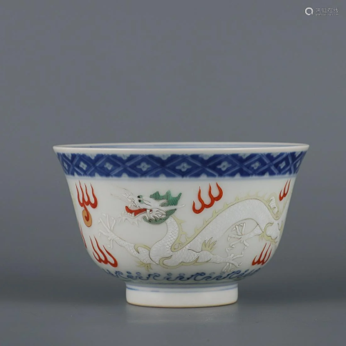 CHINESE BLUE-AND-WHITE AND POLYCHROME ENAMEL BOWL DEPICTING ...