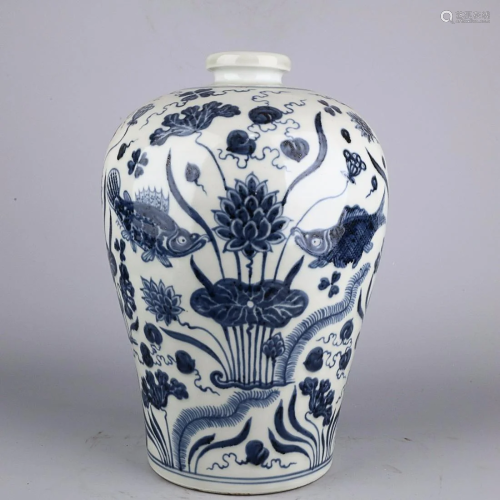 CHINESE BLUE-AND-WHITE MEIPING VASE DEPICTING 'FISH AMO...