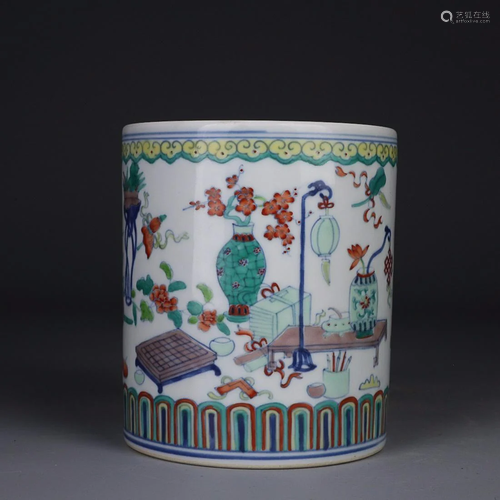 CHINESE DOUCAI BRUSHPOT DEPICTING 'BOGU', 'QI...