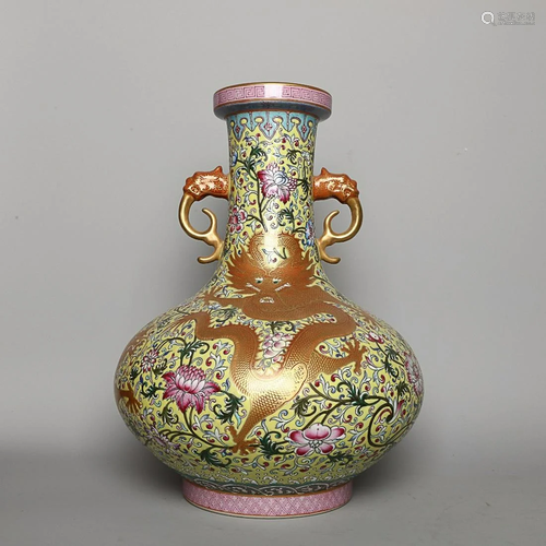 CHINESE GILDED ON PAINTED-ENAMEL BEAST-HANDLED VASE DEPICTIN...