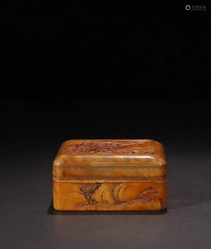 CHINESE TIANHUANG STONE COVERED BOX WITH CARVED 'FIGURE...