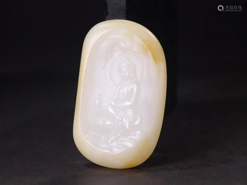 CHINESE HETIAN JADE PENDANT WITH CARVED 'GUANYIN'