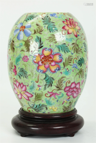 Chinese Famille Rose Porcelain Vase / Brush Pot