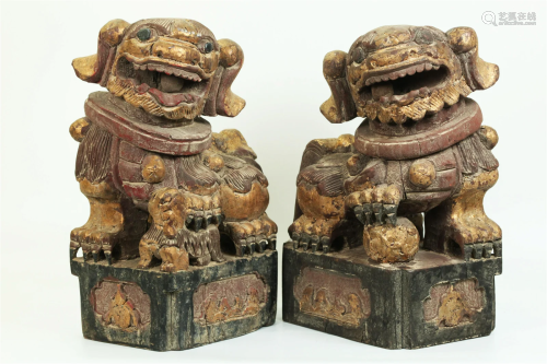 Pair Large Chinese Fu Dogs Lacquered Wood