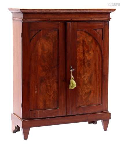 Miniature 2-door linen cupboard