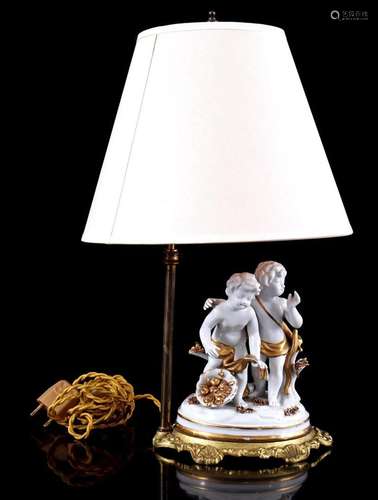 Classic Italian porcelain table lamp