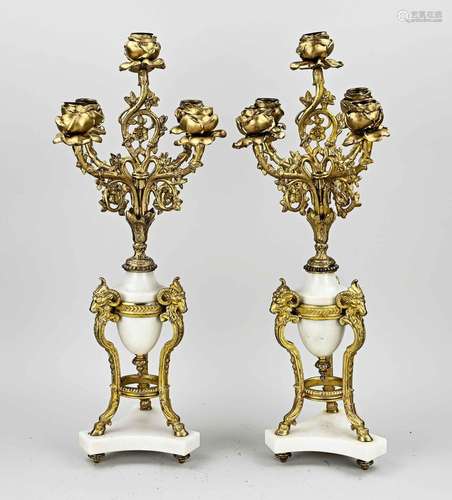 Two antique Carrara candlesticks, H 51 cm.