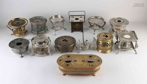 Lot of antique stoves (13x)