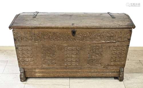 18th century oak chest, 1750